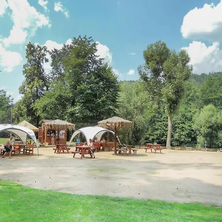 Nyaraló Two-bedroom Holiday In Sázava