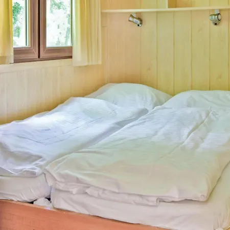 Nyaraló Two-bedroom Holiday In